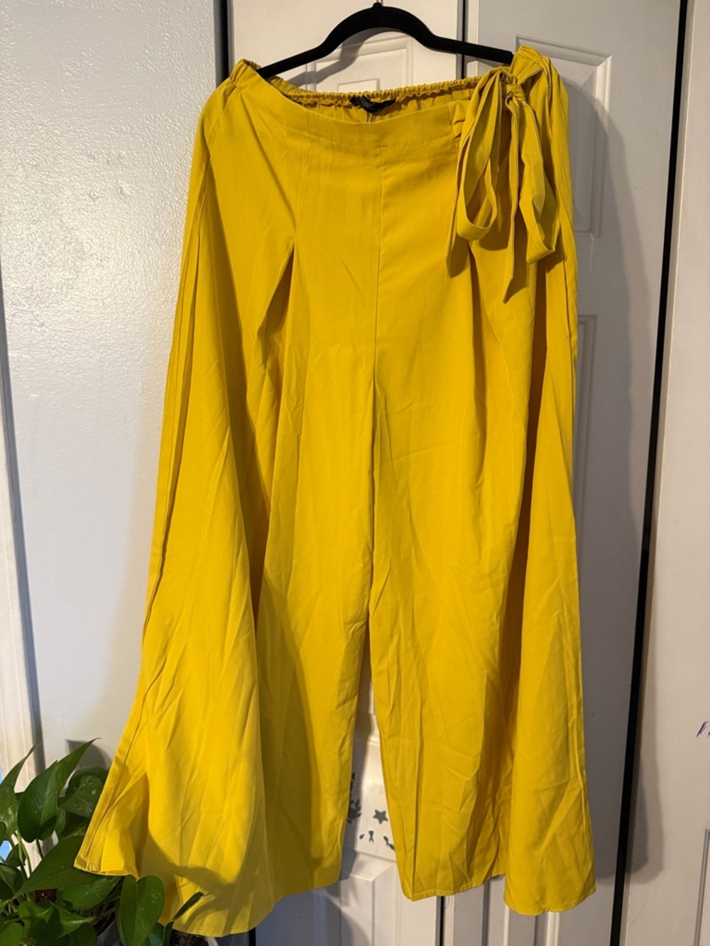 Wide-Leg Tie-Waist Jumpsuit Pants - Yellow